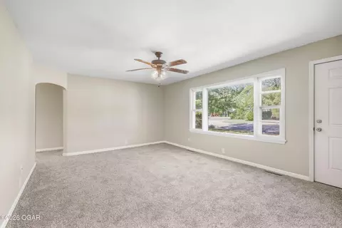 Living - 2802 E Markwardt Street Joplin Mo 64801 St, Joplin, MO 64801 photo 2 of 5