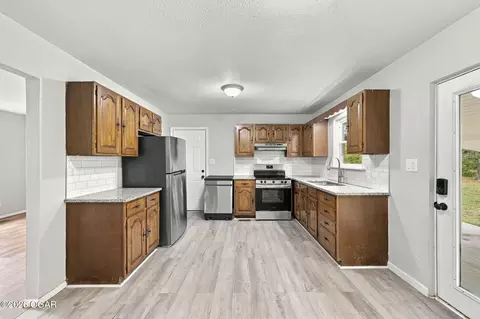 Kitchen - 883 Lark Road Goodman Mo 64843 Rd, Goodman, MO 64843 photo 1 of 2