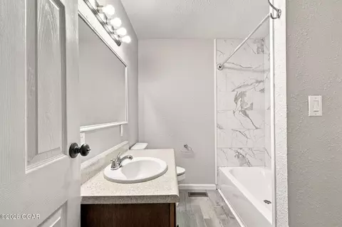Bath - 883 Lark Road Goodman Mo 64843 Rd, Goodman, MO 64843 photo 1 of 4