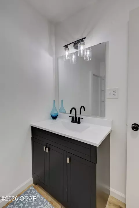 Bath - 2650 E 8th Street Joplin Mo 64801 St, Joplin, MO 64801 photo 6 of 6