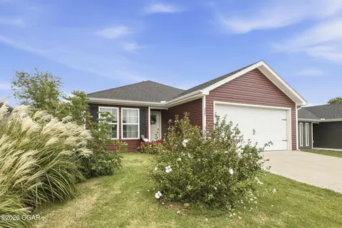 Exterior - 327 Eagle Edge Drive Duenweg Mo 64841 Dr, Duenweg, MO 64841 photo 2 of 7