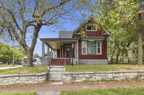 106 N Wall Avenue Joplin Mo 64801 Ave, Joplin, MO 64801