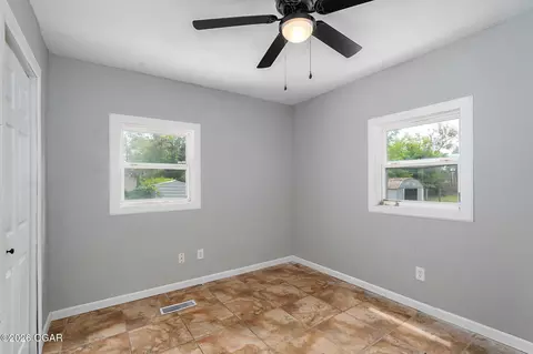Bedroom - 12 E Hawthorne Street Aurora Mo 65605 St, Aurora, MO 65605 photo 2 of 4