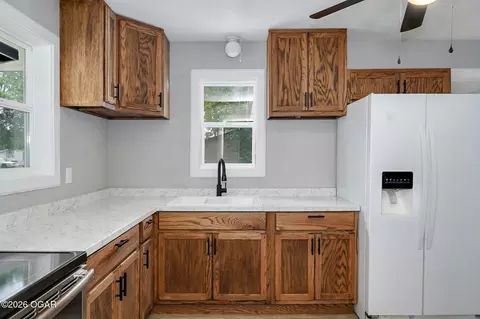 Kitchen - 12 E Hawthorne Street Aurora Mo 65605 St, Aurora, MO 65605 photo 3 of 3
