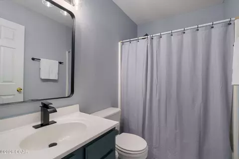 Bath - 405 Lynn Drive Clever Mo 65631 Dr, Clever, MO 65631 photo 1 of 2