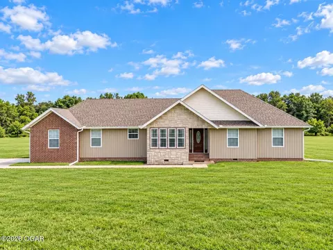 8861 Farm Road 2212 Cassville Mo 65625, Cassville, MO 65625