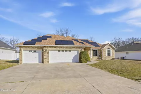 Exterior - 2013 E Whitney Way Joplin Mo 64801 Way, Joplin, MO 64801 photo 2 of 7