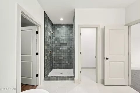 Bath - 802 E Maness Street Anderson Mo 64831 St, Anderson, MO 64831 photo 3 of 5