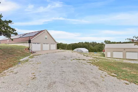 Exterior - 19841 Gum Road Granby Mo 64844 Rd, Granby, MO 64844 photo 7 of 9