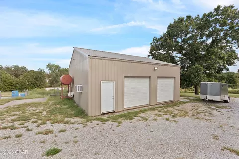 Exterior - 19841 Gum Road Granby Mo 64844 Rd, Granby, MO 64844 photo 6 of 9