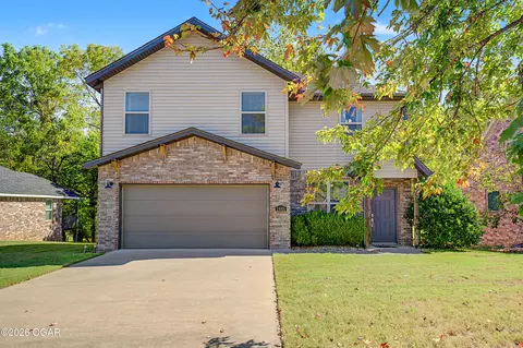 1446 Highbush Avenue Fayetteville Ar 72701 Ave, Fayetteville, AR 72701