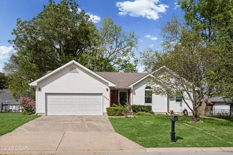 1423 W Macon Street Carthage Mo 64836 St, Carthage, MO 64836