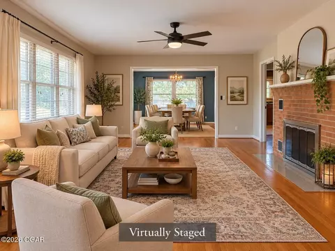 Living - 2402 E 11th Street Joplin Mo 64801 St, Joplin, MO 64801 photo 1 of 8