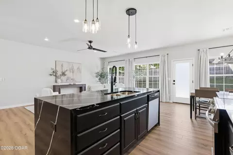 Kitchen - 4066 Jakes Circle Joplin Mo 64804 Cir, Joplin, MO 64804 photo 5 of 5