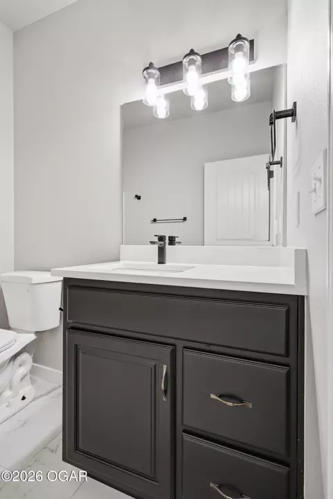 Bath - 4066 Jakes Circle Joplin Mo 64804 Cir, Joplin, MO 64804 photo 4 of 4