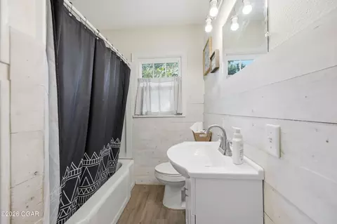 Bath - 110 E 9th Street Carthage Mo 64836 St, Carthage, MO 64836 photo 1 of 4