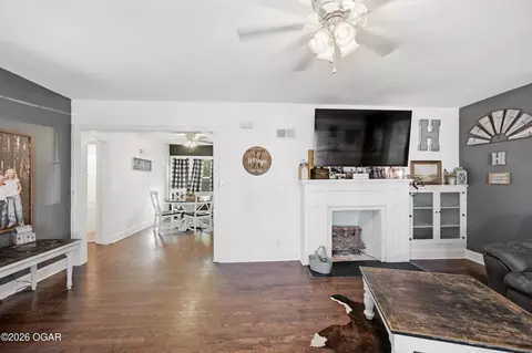 Other - 110 E 9th Street Carthage Mo 64836 St, Carthage, MO 64836 photo 2 of 7