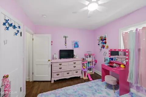 Bedroom - 110 E 9th Street Carthage Mo 64836 St, Carthage, MO 64836 photo 3 of 8