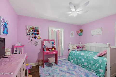 Bedroom - 110 E 9th Street Carthage Mo 64836 St, Carthage, MO 64836 photo 1 of 8