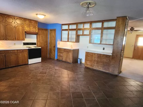 Kitchen - 804 Walnut Street Lamar Mo 64759 St, Lamar, MO 64759 photo 1 of 2