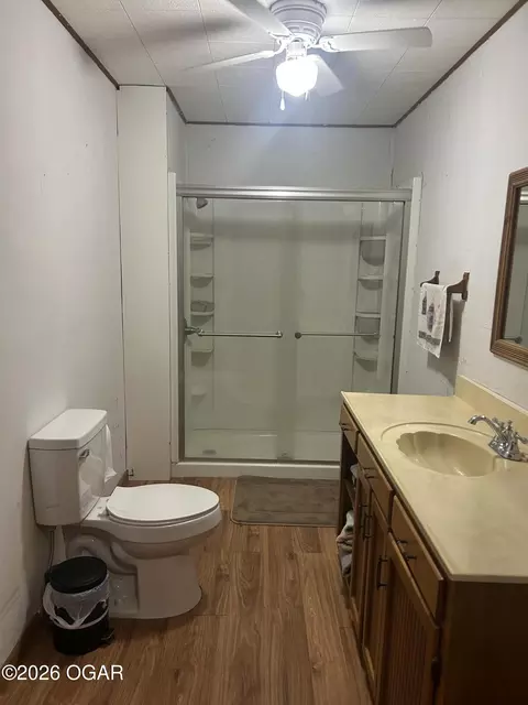 Bath - 504 Jackson Avenue Jasper Mo 64755 Ave, Jasper, MO 64755 photo 1 of 5