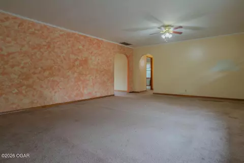 Living - 600 E Naught Street Scammon Ks 66773 St, Scammon, KS 66773 photo 2 of 4