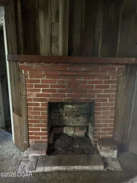 Other - 724 E Grand Avenue Neosho Mo 64850 Ave, Neosho, MO 64850 photo 5 of 6