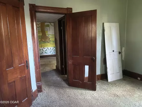 Bedroom - 724 E Grand Avenue Neosho Mo 64850 Ave, Neosho, MO 64850 photo 1 of 2