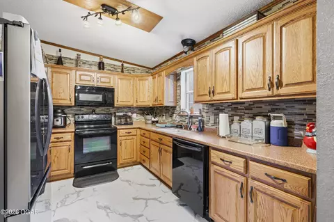 Kitchen - 19762 Highway 43 Seneca Mo 64865, Seneca, MO 64865 photo 1 of 2