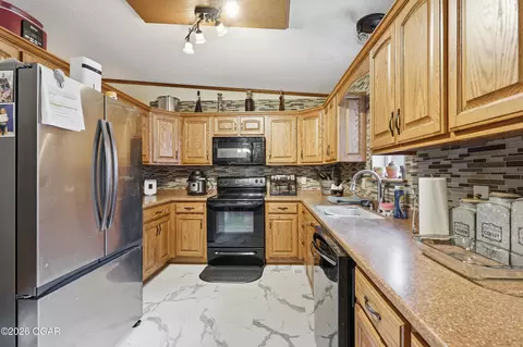 Kitchen - 19762 Highway 43 Seneca Mo 64865, Seneca, MO 64865 photo 2 of 2