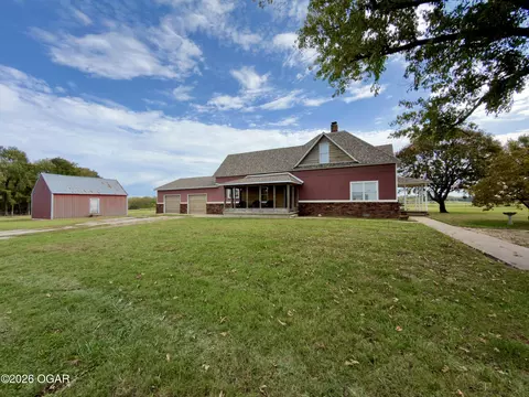 Exterior - 17115 Pembrook Road Carthage Mo 64836 Rd, Carthage, MO 64836 photo 2 of 4