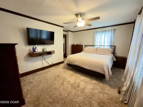 Bedroom - 17115 Pembrook Road Carthage Mo 64836 Rd, Carthage, MO 64836 photo 1 of 10