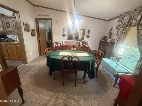 Dining - 925 E Myrtle Street Independence Ks 67301 St, Independence, KS 67301 photo 1 of 1