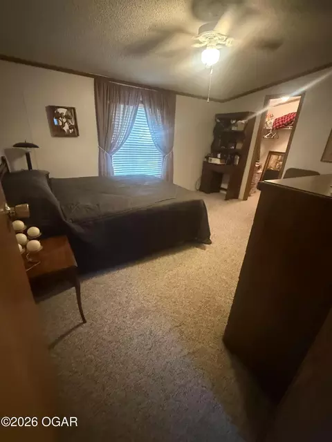 Bedroom - 925 E Myrtle Street Independence Ks 67301 St, Independence, KS 67301 photo 2 of 3