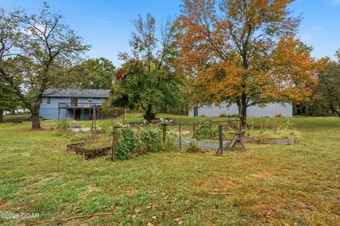 Exterior - 13925 Ballard Loop Carthage Mo 64836 Loop, Carthage, MO 64836 photo 10 of 11