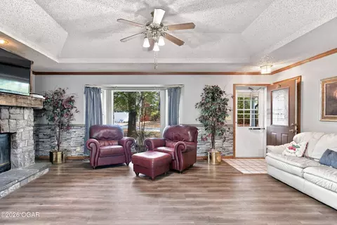 Living - 13925 Ballard Loop Carthage Mo 64836 Loop, Carthage, MO 64836 photo 2 of 3