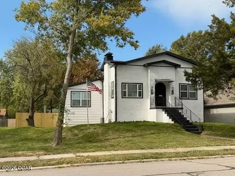 1514 Roosevelt Avenue Joplin Mo 64801 Ave, Joplin, MO 64801