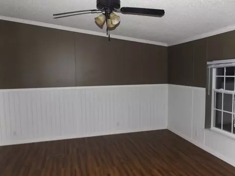 504 White Pond Rd, Williston, SC 29853 photo 6