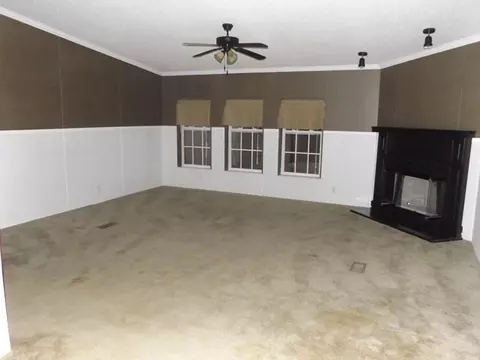 504 White Pond Rd, Williston, SC 29853 photo 2