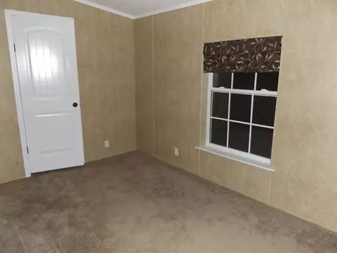 504 White Pond Rd, Williston, SC 29853 photo 12