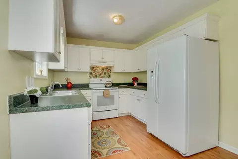 82 Baxter St, Williston, SC 29853 photo 8