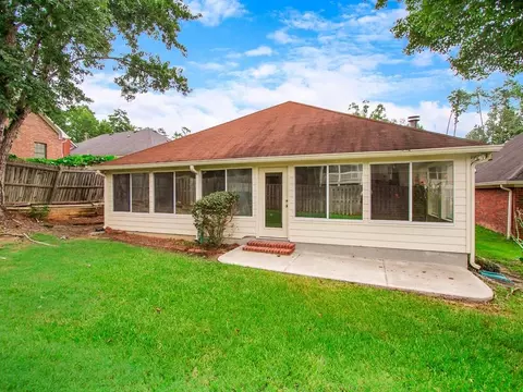 2910 Pointe West Dr, Augusta, GA 30909 photo 2