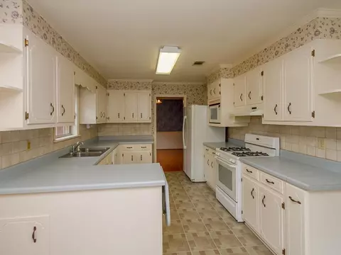 2910 Pointe West Dr, Augusta, GA 30909 photo 13