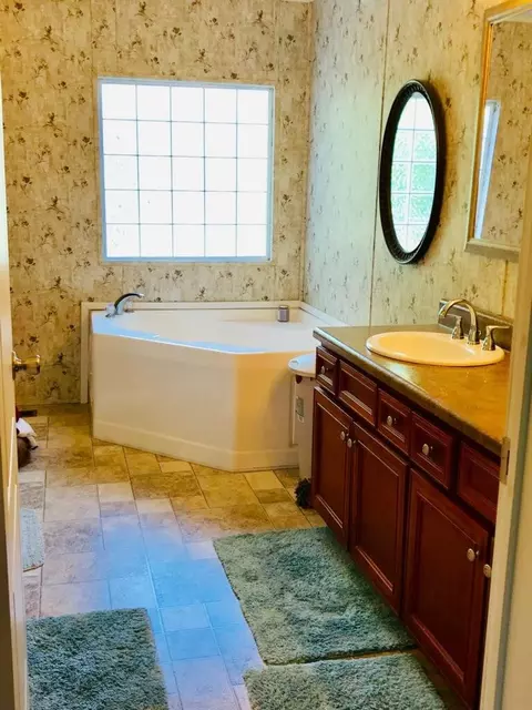 155 Leland St, Williston, SC 29853 photo 12