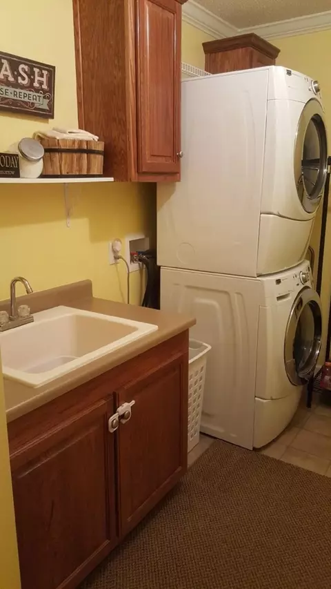 737 N Windsor Rd, Williston, SC 29853 photo 12