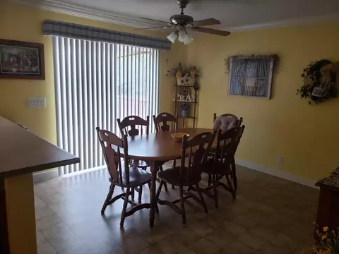 737 N Windsor Rd, Williston, SC 29853 photo 4