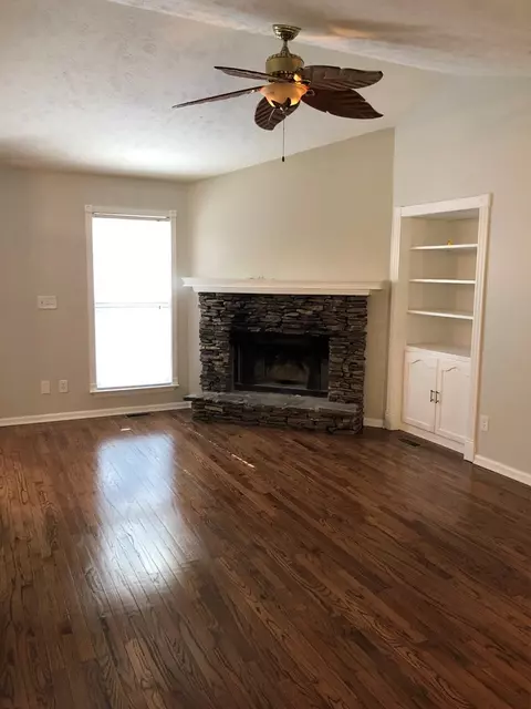712 Lanham Rd, Edgefield, SC 29824 photo 5