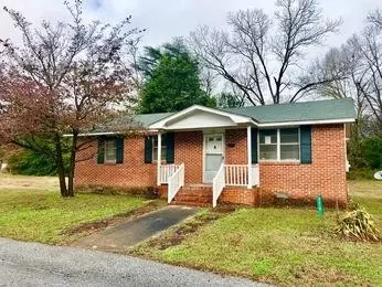 678 Cedar St, Denmark, SC 29042 photo 1