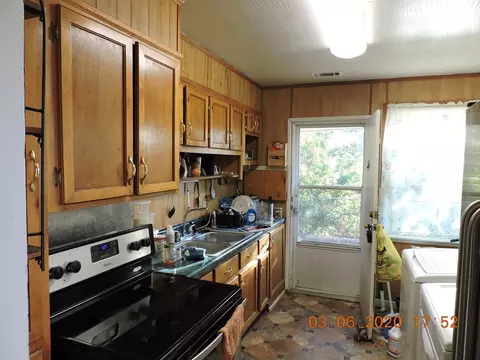 3418 Dunbarton Rd, Williston, SC 29853 photo 6