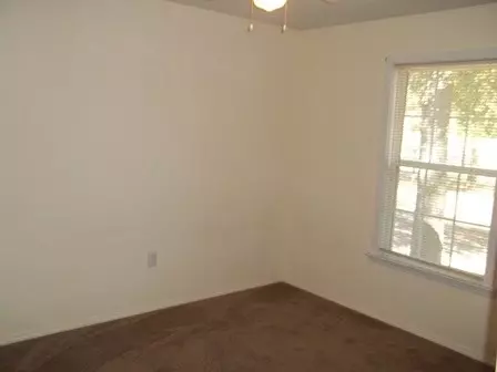 69 Kent St, Windsor, SC 29856 photo 2